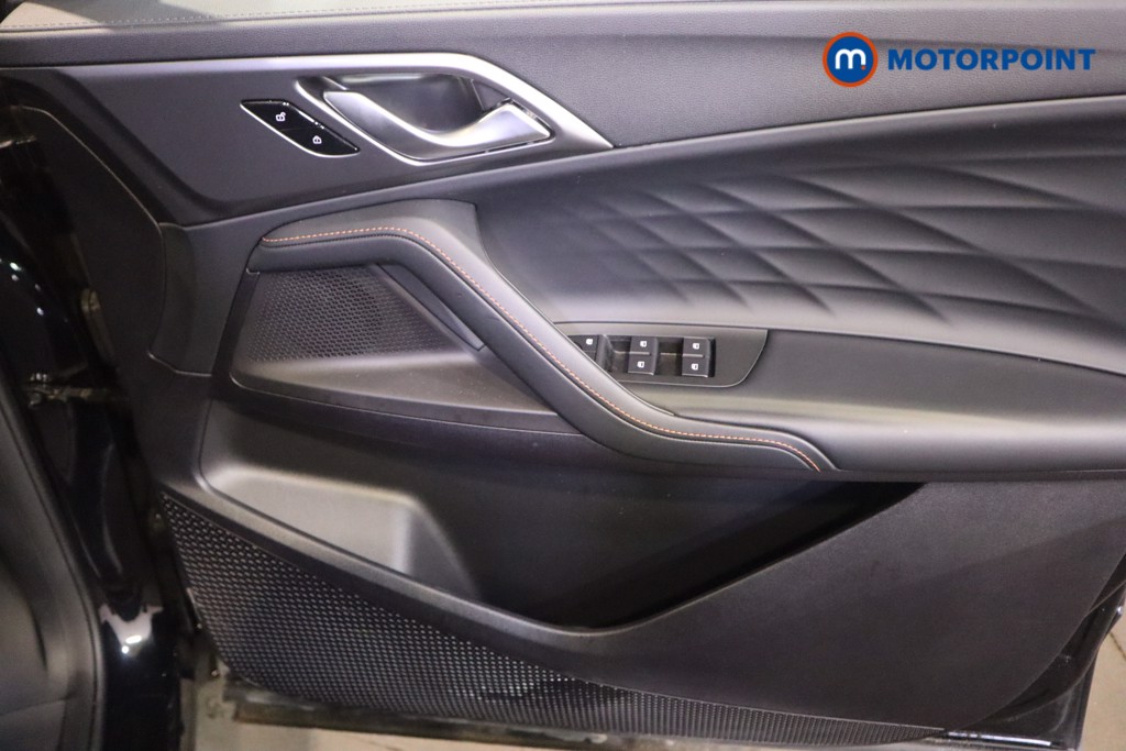 Mg Motor Uk HS SE Automatic Petrol-Electric Hybrid SUV - Stock Number (1622933) - 13th supplementary image