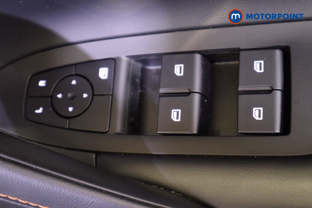 Mg Motor Uk HS SE Automatic Petrol-Electric Hybrid SUV - Stock Number (1622933) - 15th supplementary image