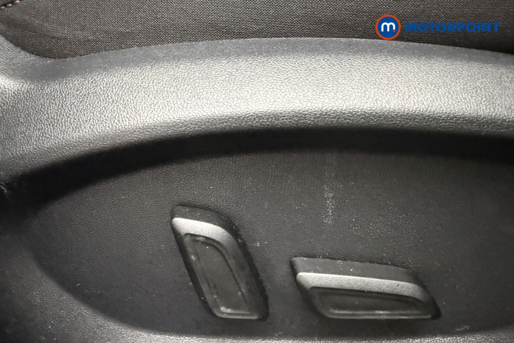 Mg Motor Uk HS SE Automatic Petrol-Electric Hybrid SUV - Stock Number (1623014) - 17th supplementary image