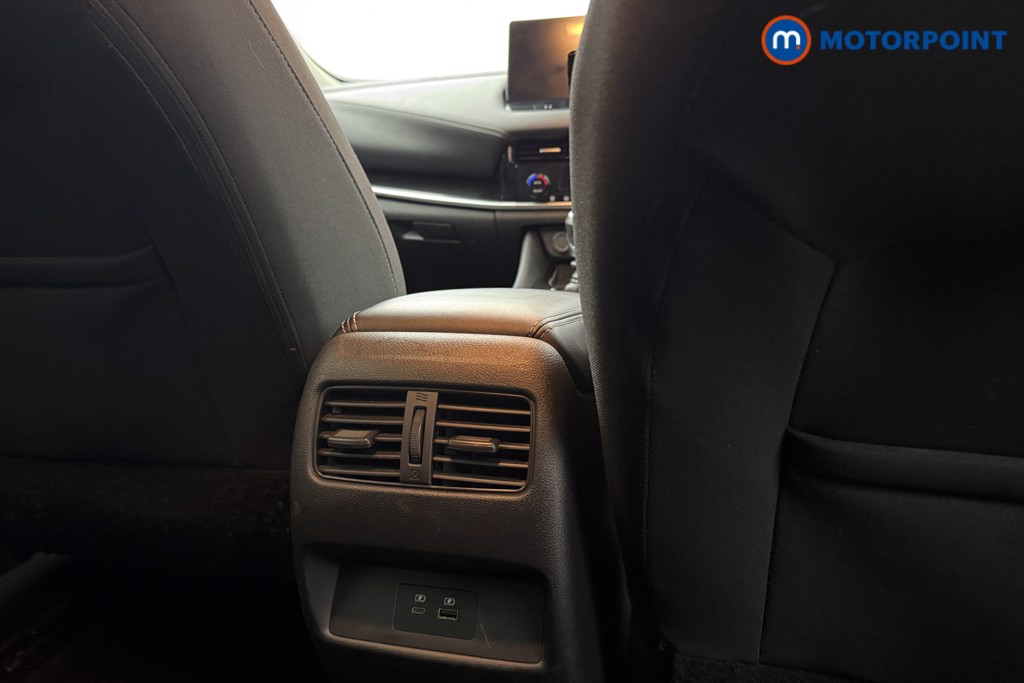 Nissan Qashqai N-Connecta Manual Petrol SUV - Stock Number (1623482) - 21st supplementary image