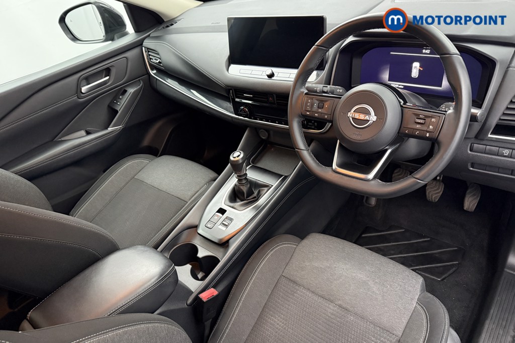 Nissan Qashqai N-Connecta Manual Petrol SUV - Stock Number (1623482) - 1st supplementary image