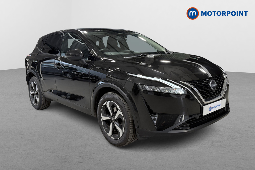 Nissan Qashqai N-Connecta Manual Petrol SUV - Stock Number (1623482) - Drivers side front corner