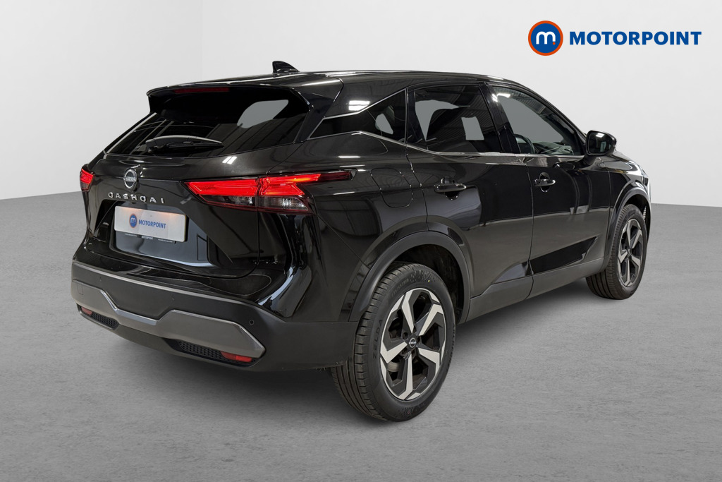 Nissan Qashqai N-Connecta Manual Petrol SUV - Stock Number (1623482) - Drivers side rear corner