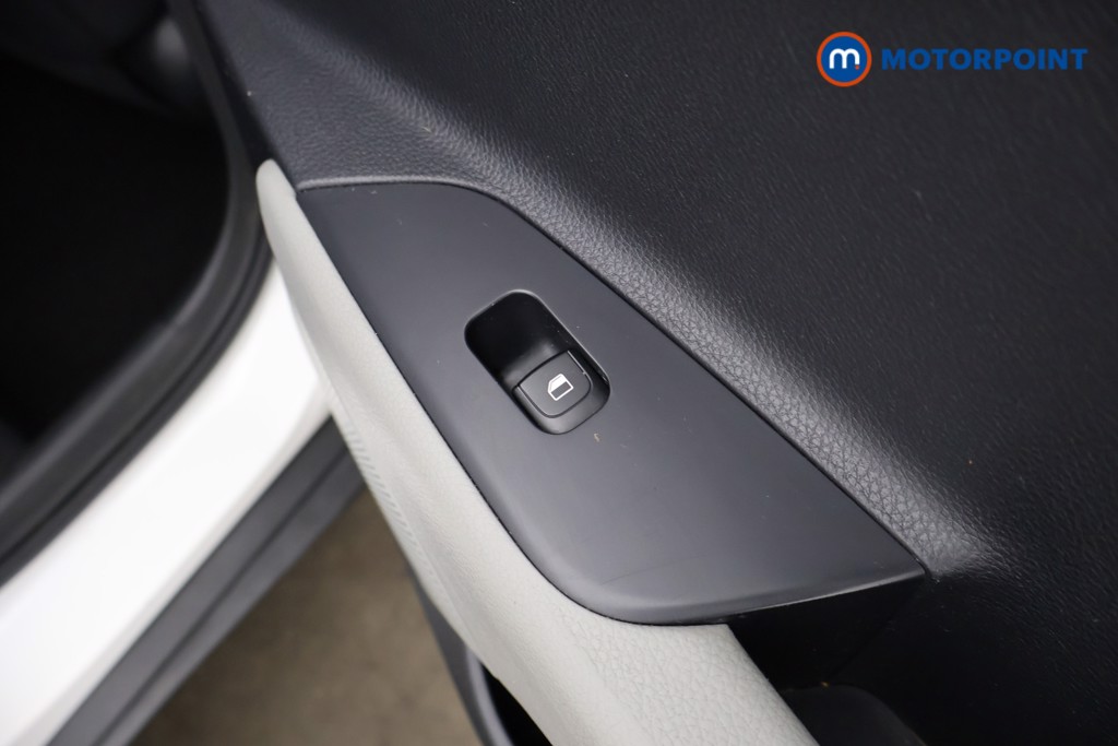 KIA Stonic 4 Manual Petrol SUV - Stock Number (1623644) - 23rd supplementary image