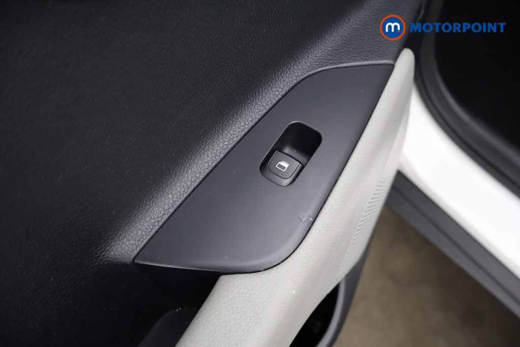 KIA Stonic 4 Manual Petrol SUV - Stock Number (1623644) - 27th supplementary image