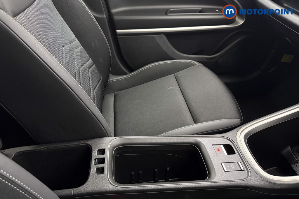 Jeep Avenger Summit Automatic Electric SUV - Stock Number (1623849) - 13th supplementary image