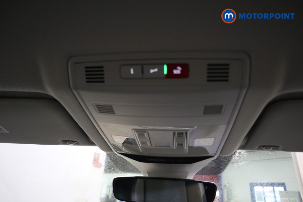 Volkswagen T-Roc Style Automatic Petrol SUV - Stock Number (1623930) - 11th supplementary image