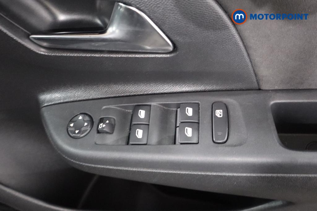 Vauxhall Corsa Ultimate Manual Petrol Hatchback - Stock Number (1624050) - 12th supplementary image