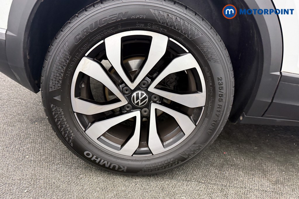 Volkswagen T-Roc Active Manual Petrol SUV - Stock Number (1624265) - 19th supplementary image