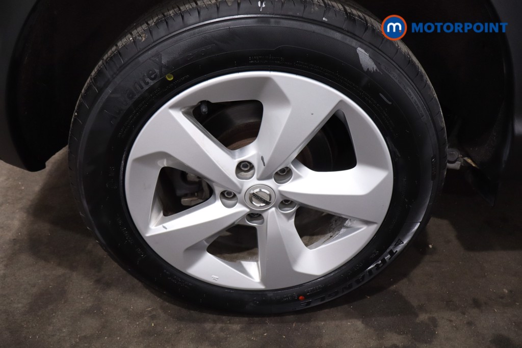 Nissan Qashqai Acenta Premium Manual Diesel SUV - Stock Number (1624622) - 9th supplementary image