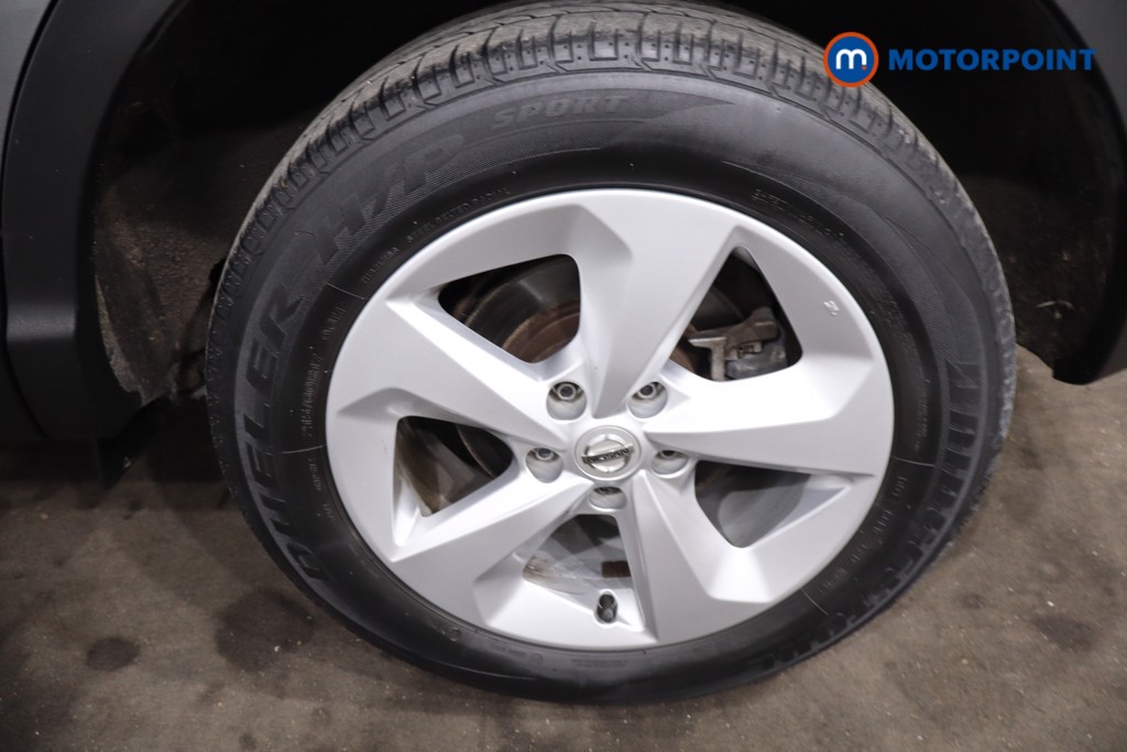 Nissan Qashqai Acenta Premium Manual Diesel SUV - Stock Number (1624622) - 12th supplementary image