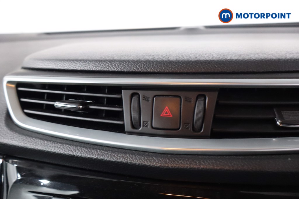 Nissan Qashqai Acenta Premium Manual Diesel SUV - Stock Number (1624622) - 17th supplementary image
