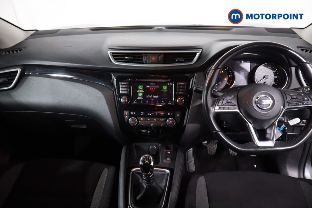 Nissan Qashqai Acenta Premium Manual Diesel SUV - Stock Number (1624622) - 1st supplementary image