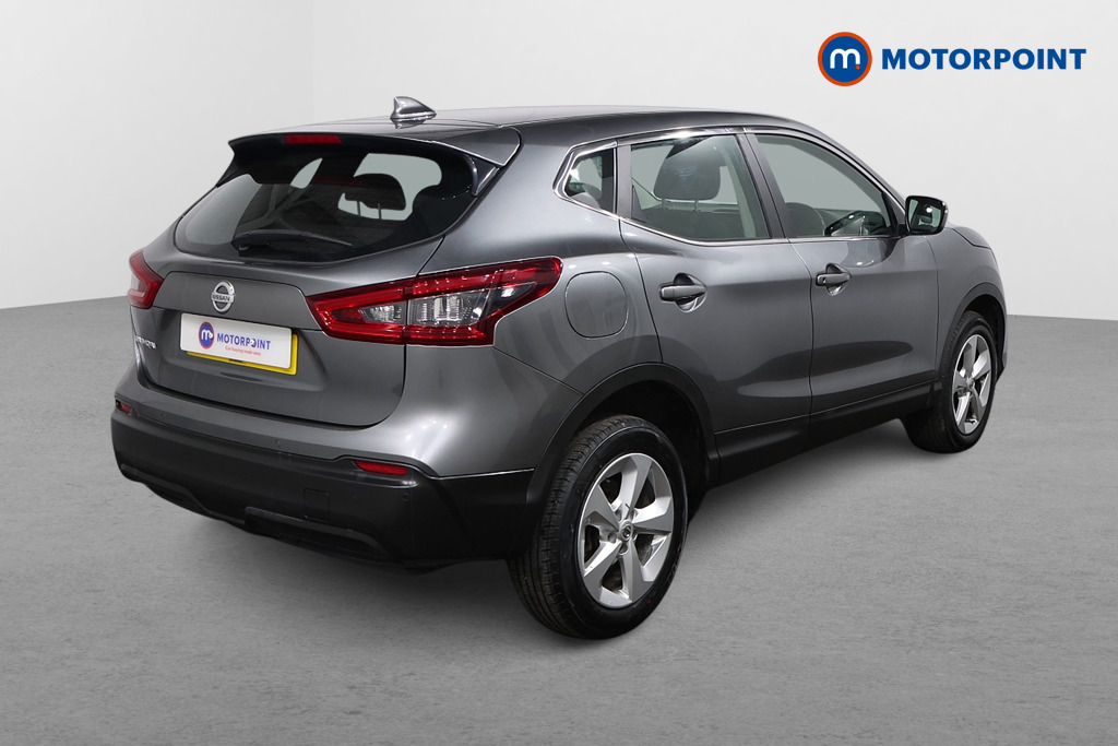 Nissan Qashqai Acenta Premium Manual Diesel SUV - Stock Number (1624622) - Drivers side rear corner