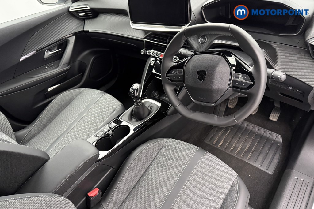 Peugeot 2008 Allure Manual Petrol SUV - Stock Number (1624892) - 1st supplementary image