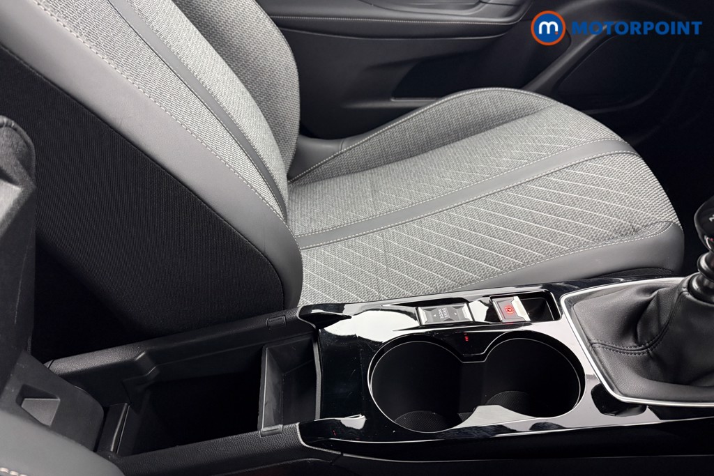 Peugeot 2008 Allure Manual Petrol SUV - Stock Number (1624964) - 13th supplementary image