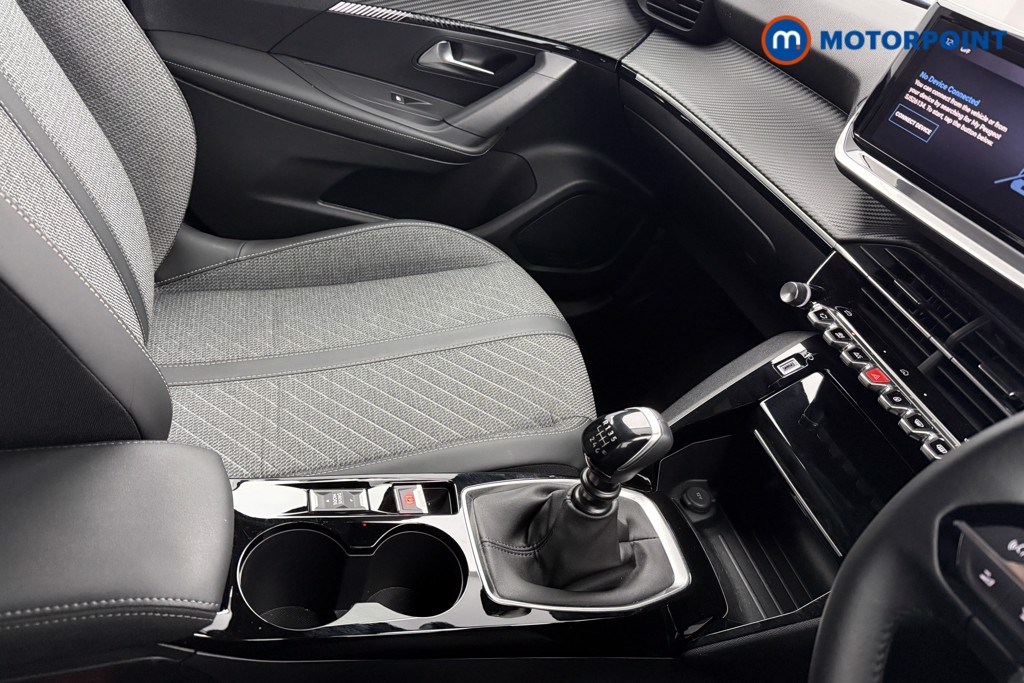 Peugeot 2008 Allure Manual Petrol SUV - Stock Number (1624964) - 14th supplementary image