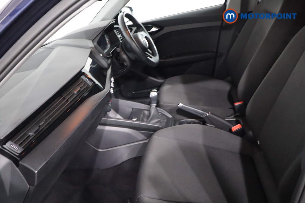 Audi A1 Technik Manual Petrol Hatchback - Stock Number (1625165) - 4th supplementary image