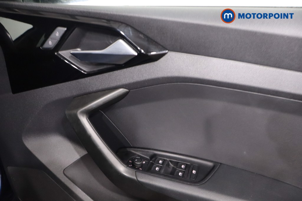 Audi A1 Technik Manual Petrol Hatchback - Stock Number (1625165) - 23rd supplementary image