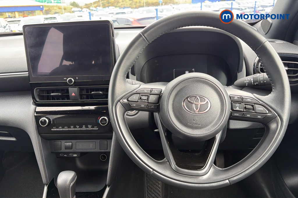 Toyota Yaris Cross Design Automatic Petrol-Electric Hybrid Estate - Stock Number (1625311) - 2nd supplementary image