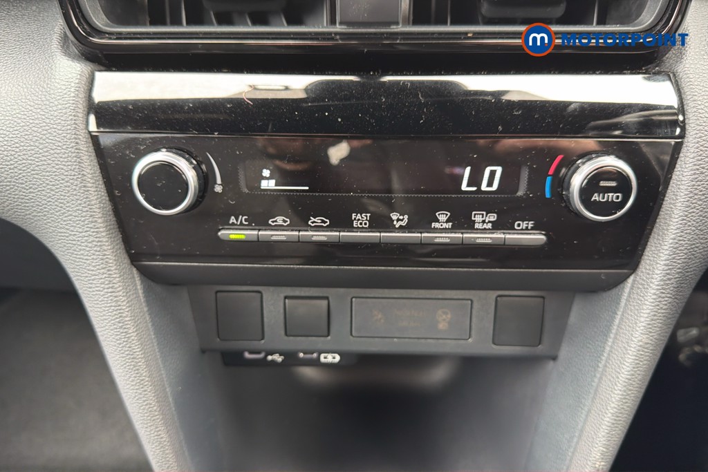 Toyota Yaris Cross Design Automatic Petrol-Electric Hybrid Estate - Stock Number (1625311) - 12th supplementary image