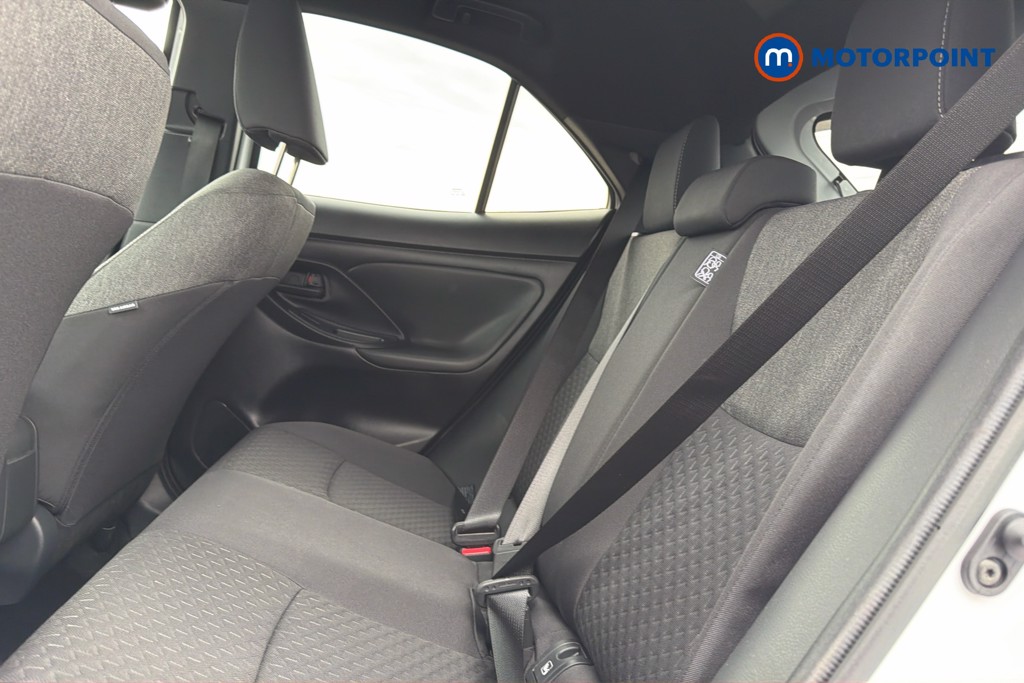 Toyota Yaris Cross Design Automatic Petrol-Electric Hybrid Estate - Stock Number (1625311) - 28th supplementary image