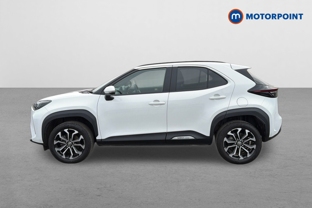 Toyota Yaris Cross Design Automatic Petrol-Electric Hybrid Estate - Stock Number (1625311) - Passenger side