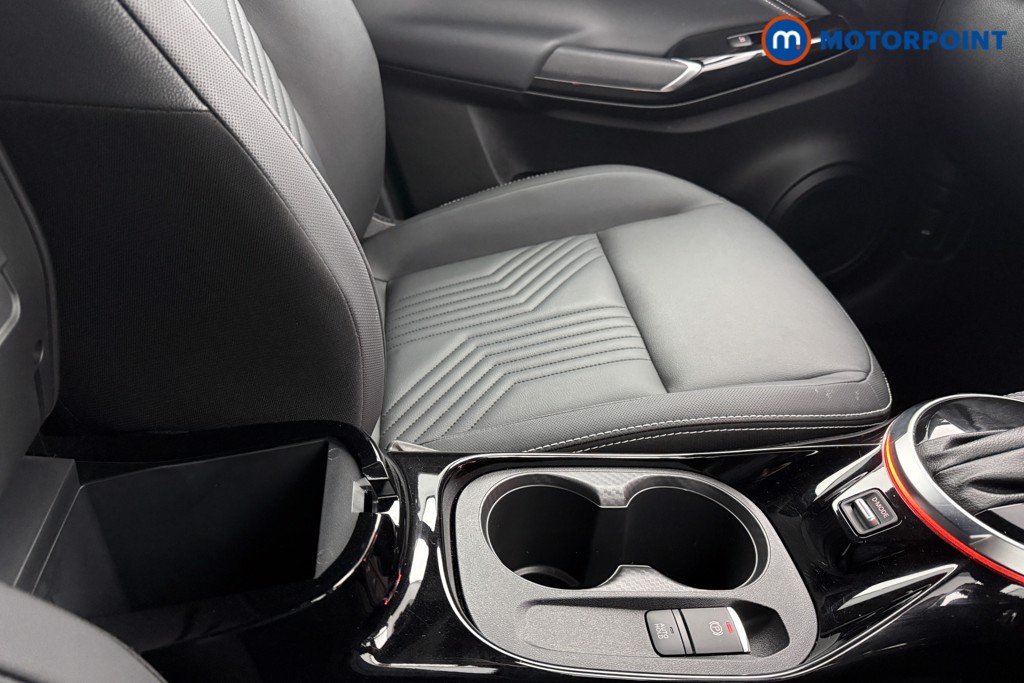 Nissan Juke Tekna Automatic Petrol SUV - Stock Number (1625436) - 12th supplementary image