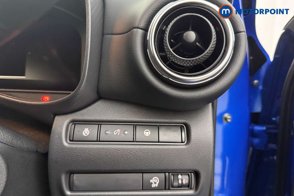 Nissan Juke Tekna Automatic Petrol SUV - Stock Number (1625436) - 14th supplementary image