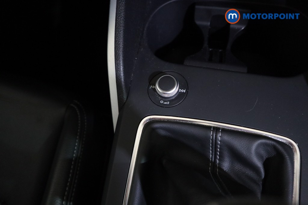 Audi Q2 S Line Manual Petrol SUV - Stock Number (1625527) - 12th supplementary image