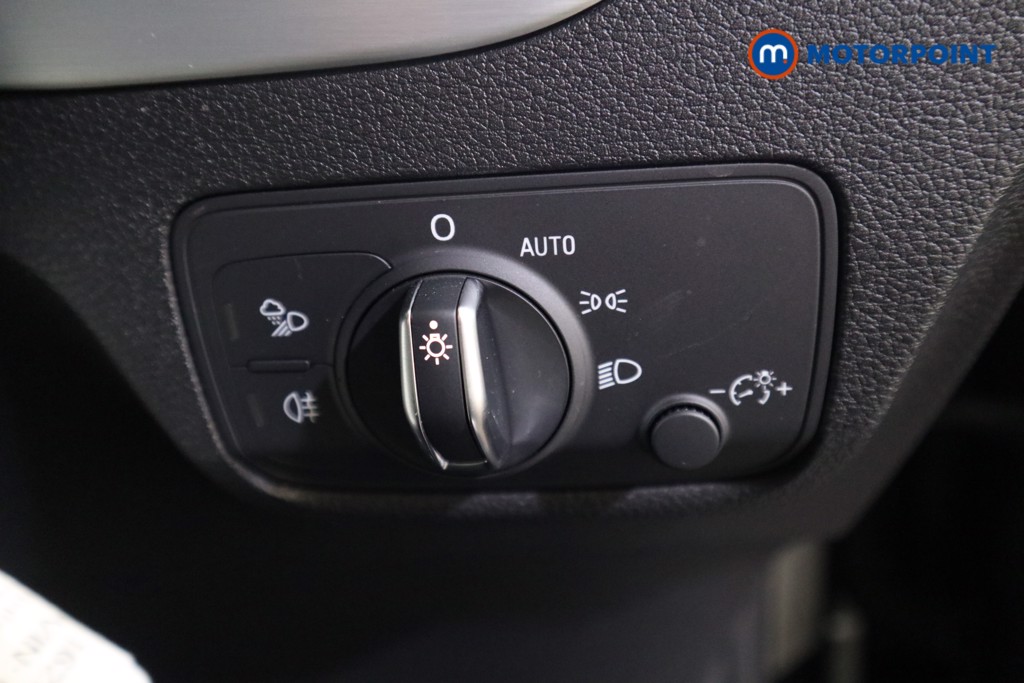 Audi Q2 S Line Manual Petrol SUV - Stock Number (1625527) - 14th supplementary image