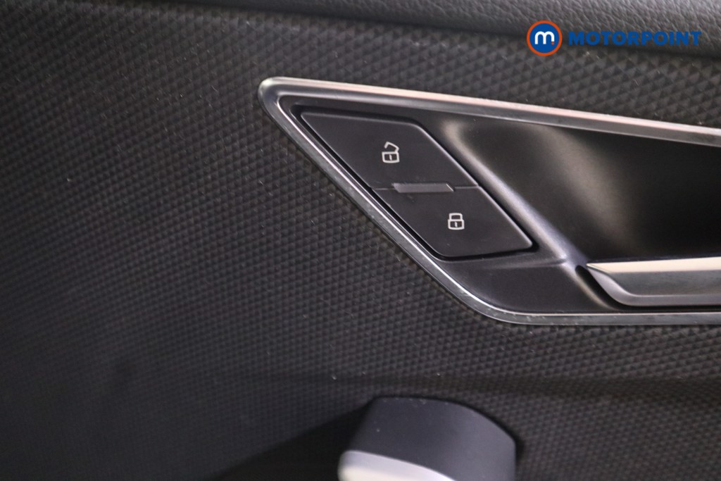 Audi Q2 S Line Manual Petrol SUV - Stock Number (1625527) - 17th supplementary image