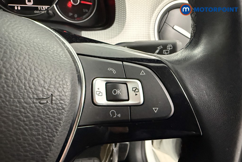 Volkswagen UP High Up Manual Petrol Hatchback - Stock Number (1625534) - 4th supplementary image