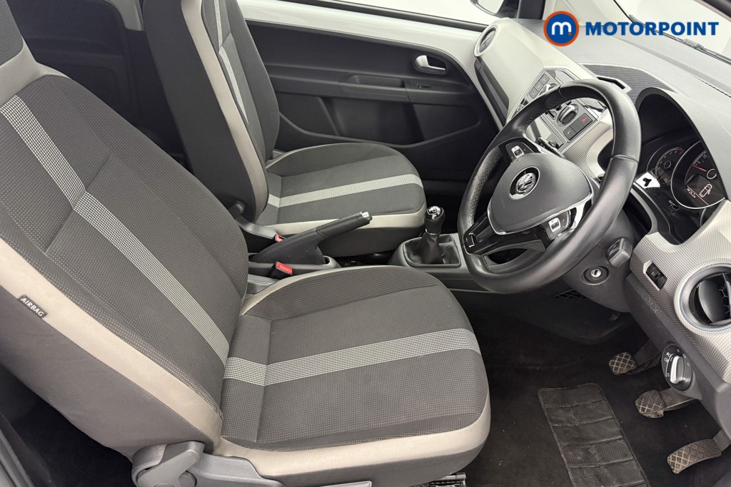 Volkswagen UP High Up Manual Petrol Hatchback - Stock Number (1625534) - 17th supplementary image