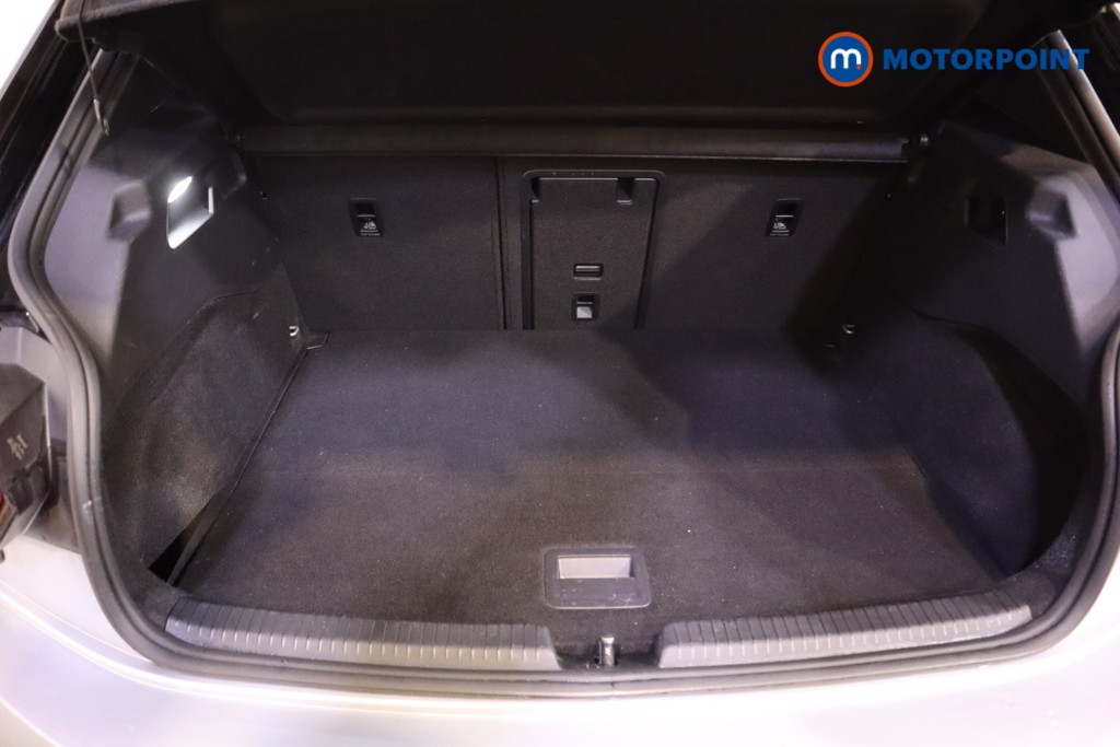 Volkswagen Id.3 Family Pro Automatic Electric Hatchback - Stock Number (1625562) - 8th supplementary image