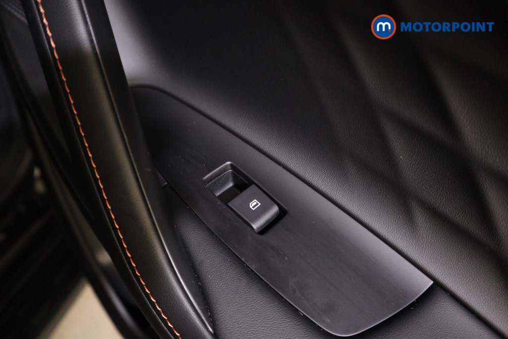 Mg Motor Uk HS Trophy Automatic Petrol Plug-In Hybrid SUV - Stock Number (1625749) - 22nd supplementary image