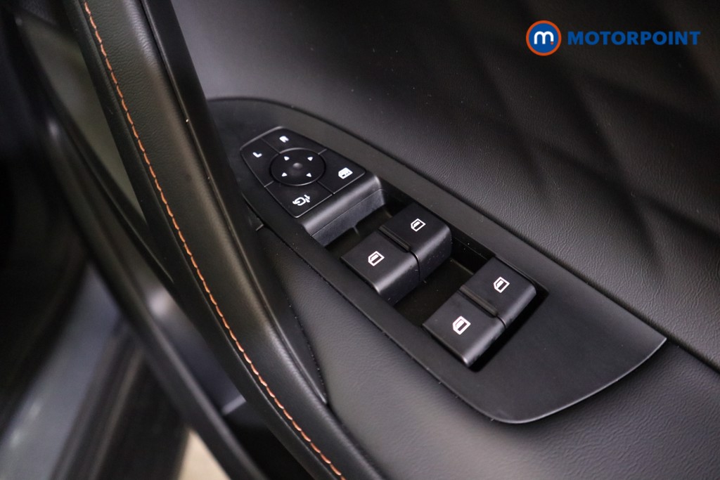 Mg Motor Uk HS Trophy Automatic Petrol Plug-In Hybrid SUV - Stock Number (1625769) - 13th supplementary image