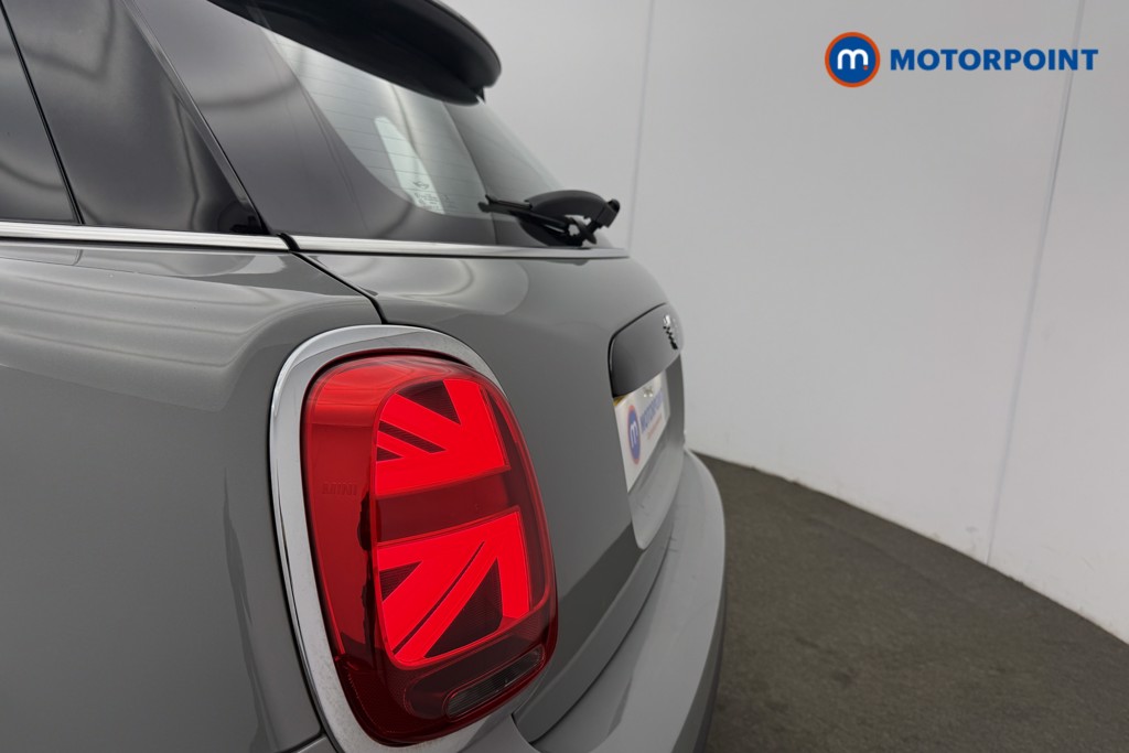 Mini Hatchback Cooper Classic Automatic Petrol Hatchback - Stock Number (1626121) - 26th supplementary image