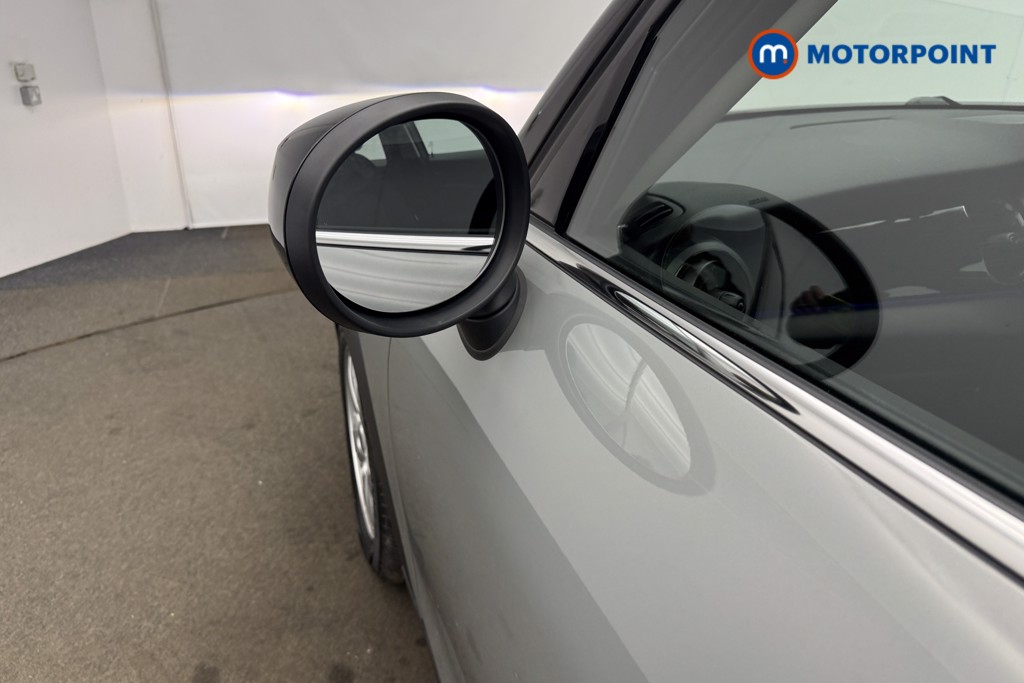 Mini Hatchback Cooper Classic Automatic Petrol Hatchback - Stock Number (1626121) - 28th supplementary image