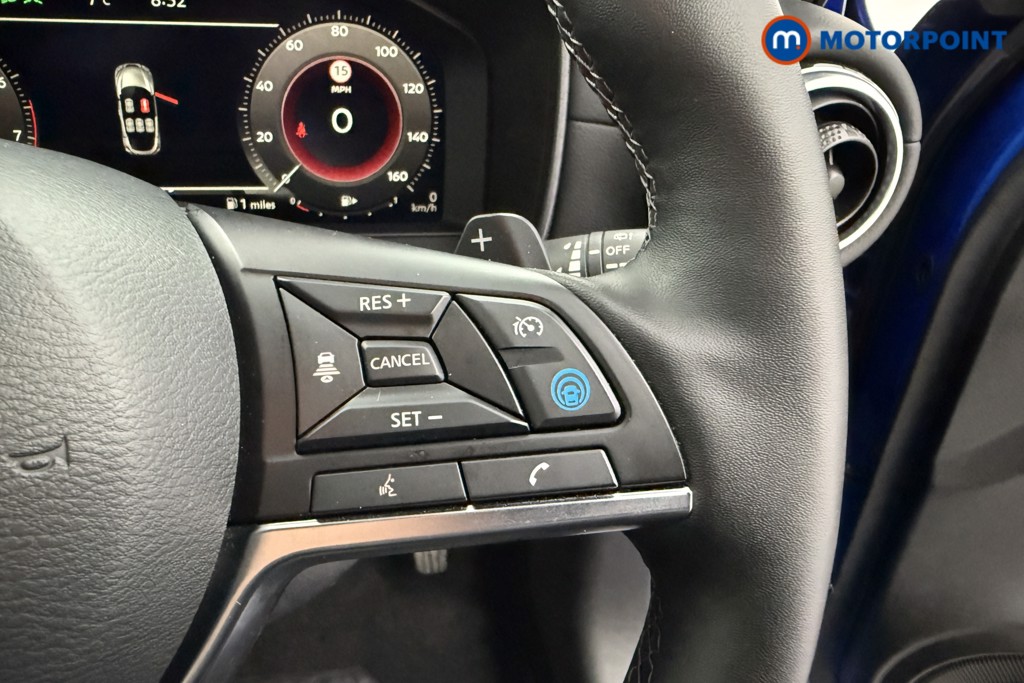 Nissan Juke Tekna Automatic Petrol SUV - Stock Number (1626140) - 4th supplementary image