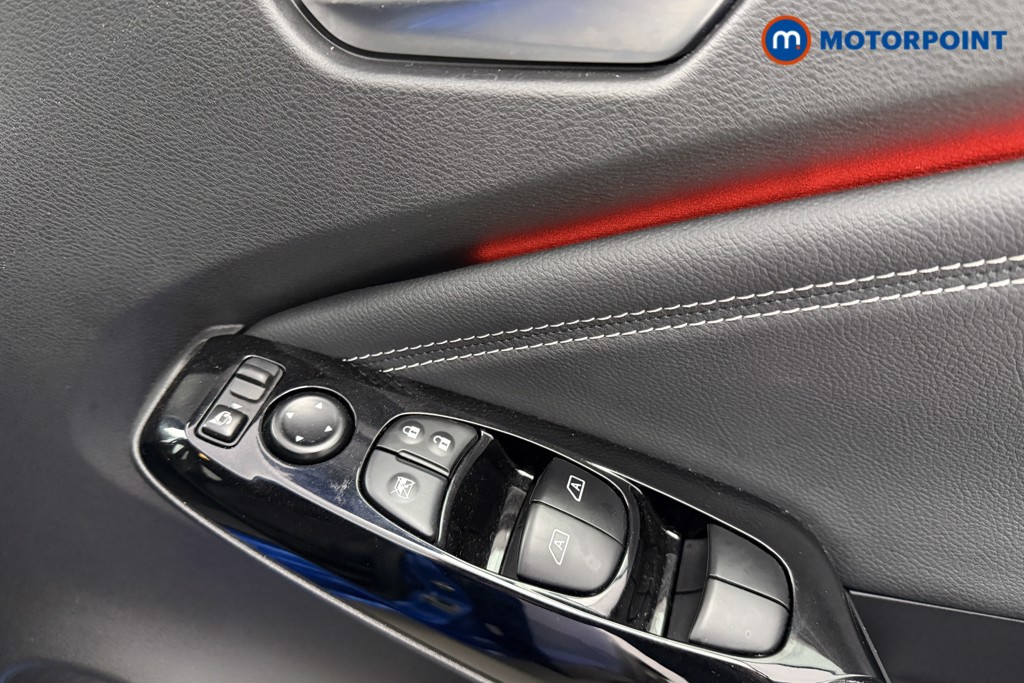 Nissan Juke Tekna Automatic Petrol SUV - Stock Number (1626140) - 15th supplementary image