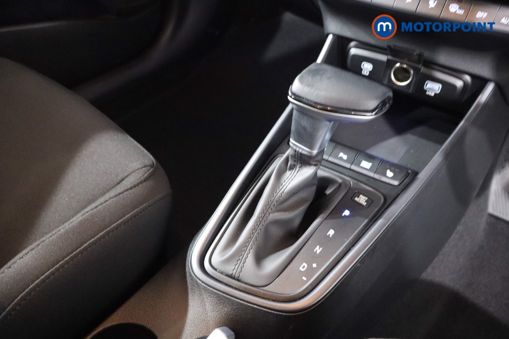 Hyundai I20 Premium Automatic Petrol Hatchback - Stock Number (1626213) - 19th supplementary image