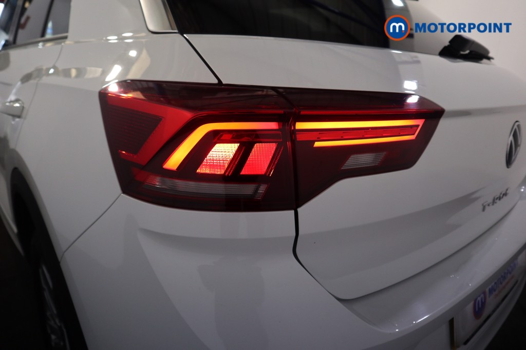 Volkswagen T-Roc R-Line Automatic Petrol SUV - Stock Number (1626406) - 30th supplementary image
