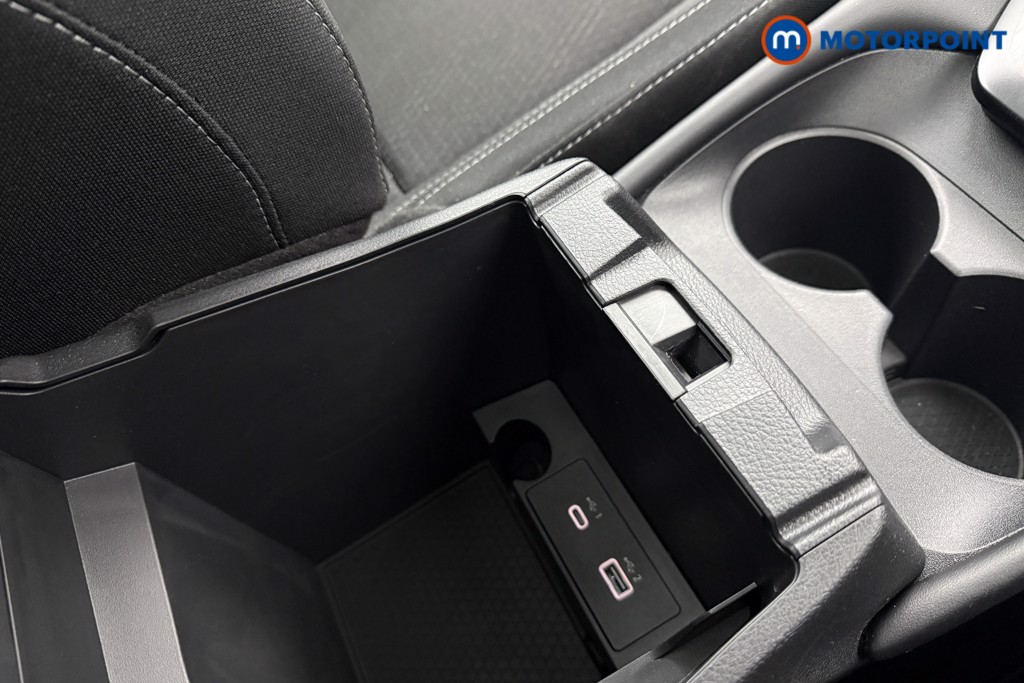 Nissan Qashqai N-Connecta Manual Petrol SUV - Stock Number (1626422) - 14th supplementary image