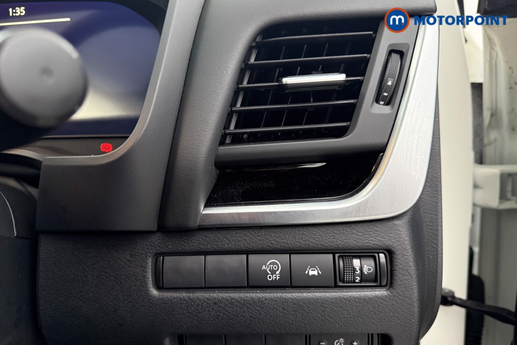 Nissan Qashqai N-Connecta Manual Petrol SUV - Stock Number (1626422) - 16th supplementary image