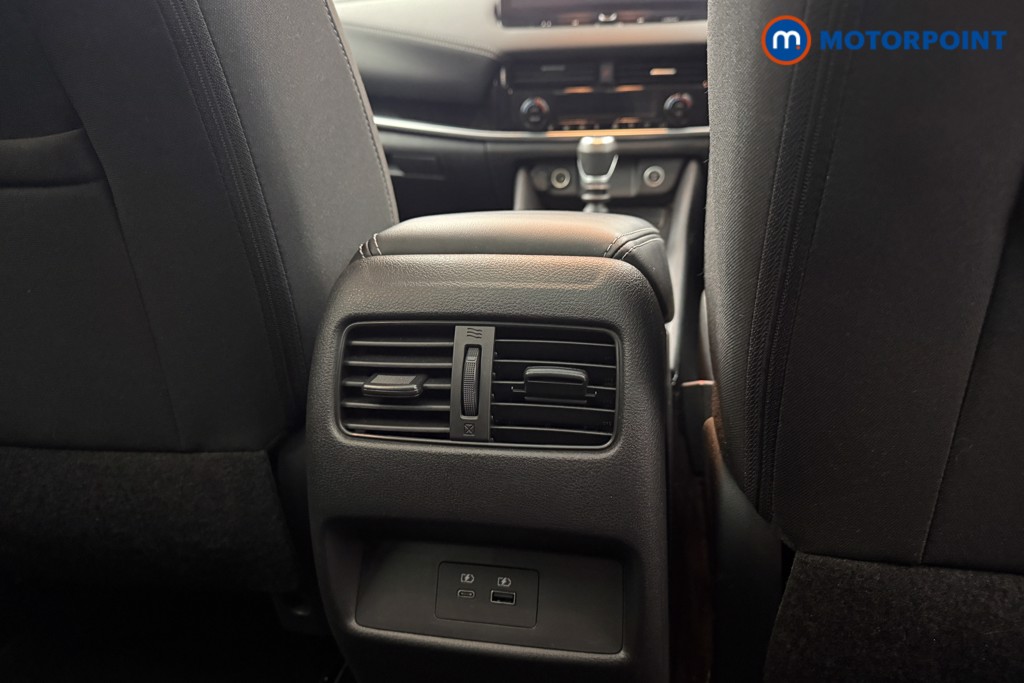Nissan Qashqai N-Connecta Manual Petrol SUV - Stock Number (1626422) - 23rd supplementary image