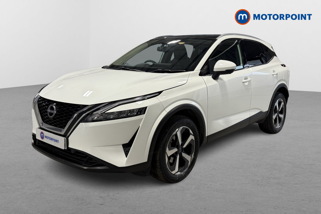 Nissan Qashqai N-Connecta Manual Petrol SUV - Stock Number (1626422) - Passenger side front corner