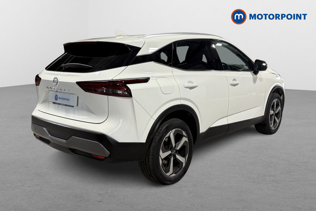 Nissan Qashqai N-Connecta Manual Petrol SUV - Stock Number (1626422) - Drivers side rear corner