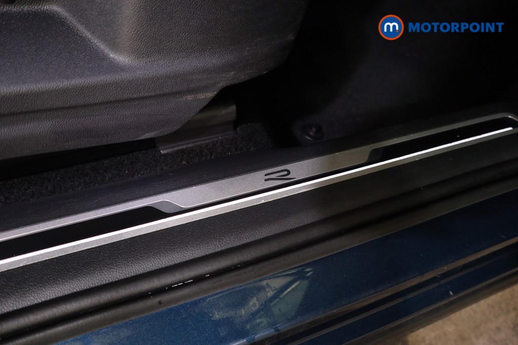 Volkswagen Tiguan R-Line Automatic Petrol SUV - Stock Number (1626455) - 18th supplementary image