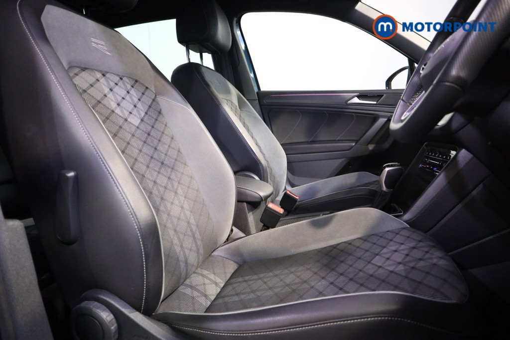 Volkswagen Tiguan R-Line Automatic Petrol SUV - Stock Number (1626455) - 19th supplementary image